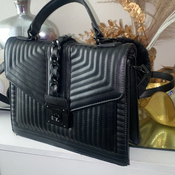 Sold - Picture 2 of 7